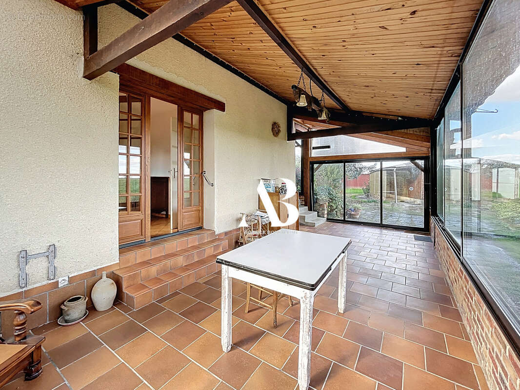 Maison à GRANDPUITS-BAILLY-CARROIS