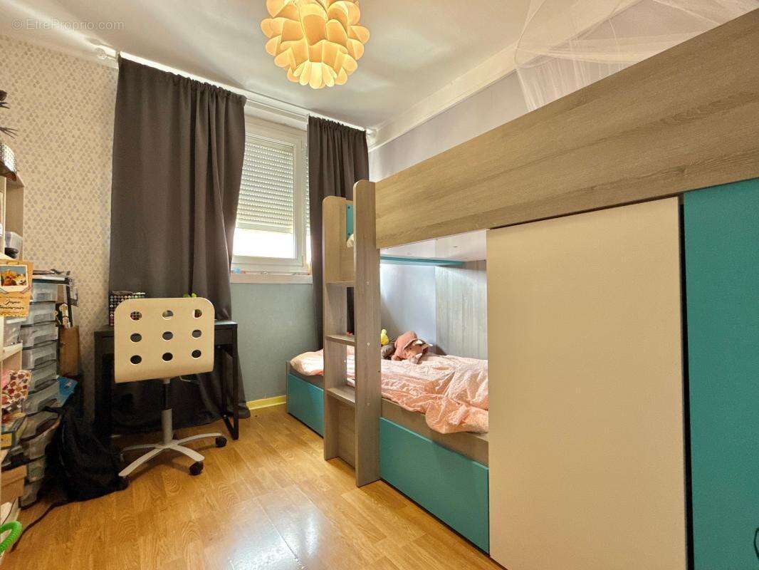 Appartement À Vendre - photo 5