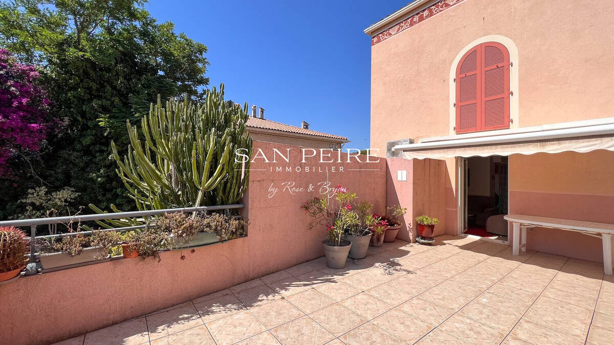 Appartement à LES ISSAMBRES