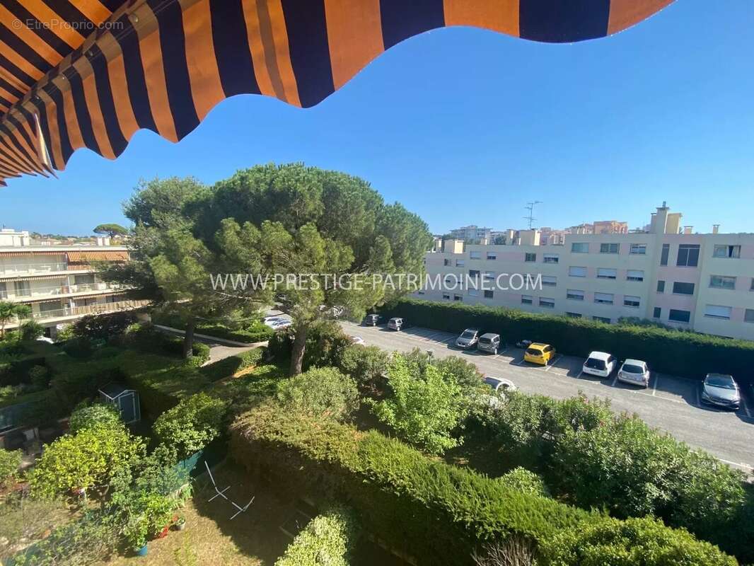 Appartement à LE CANNET
