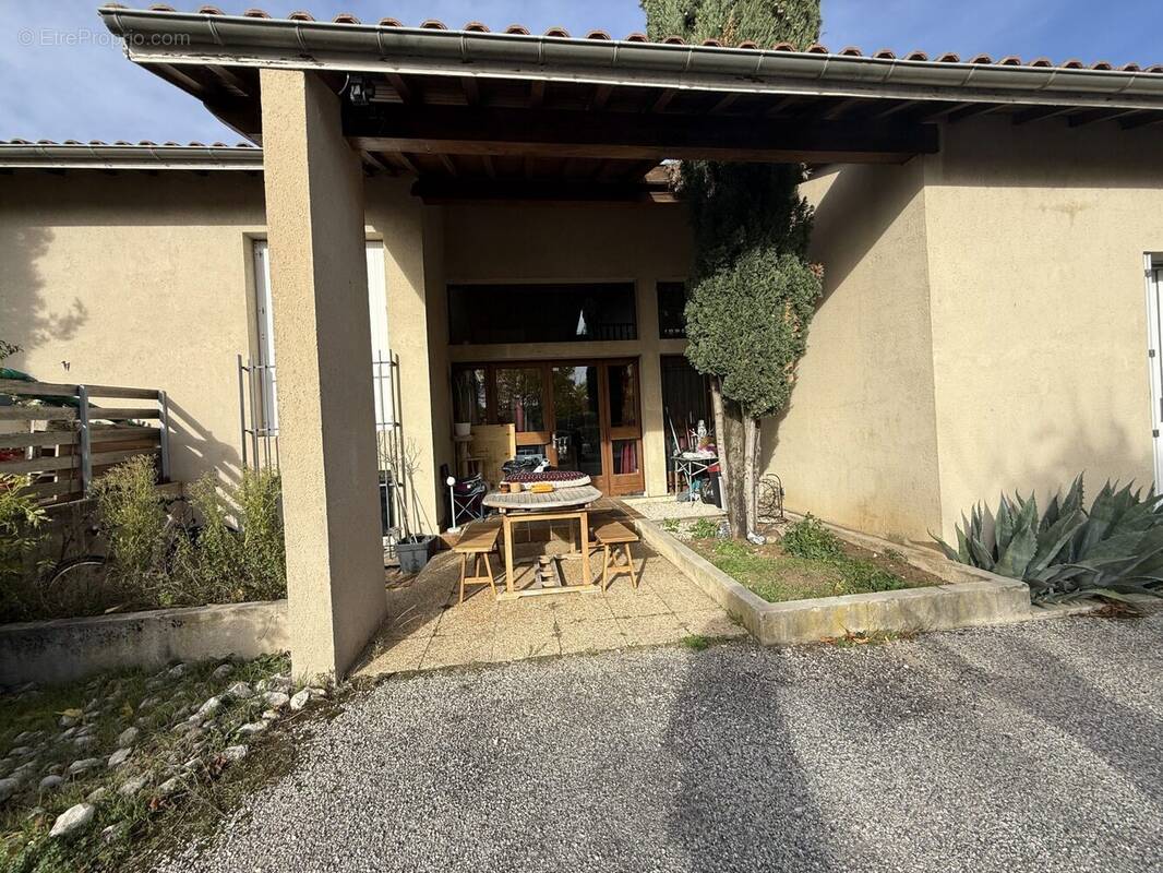 Appartement à CHATUZANGE-LE-GOUBET