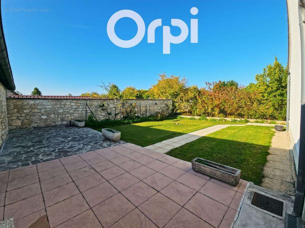 Maison à GOURNAY-SUR-ARONDE