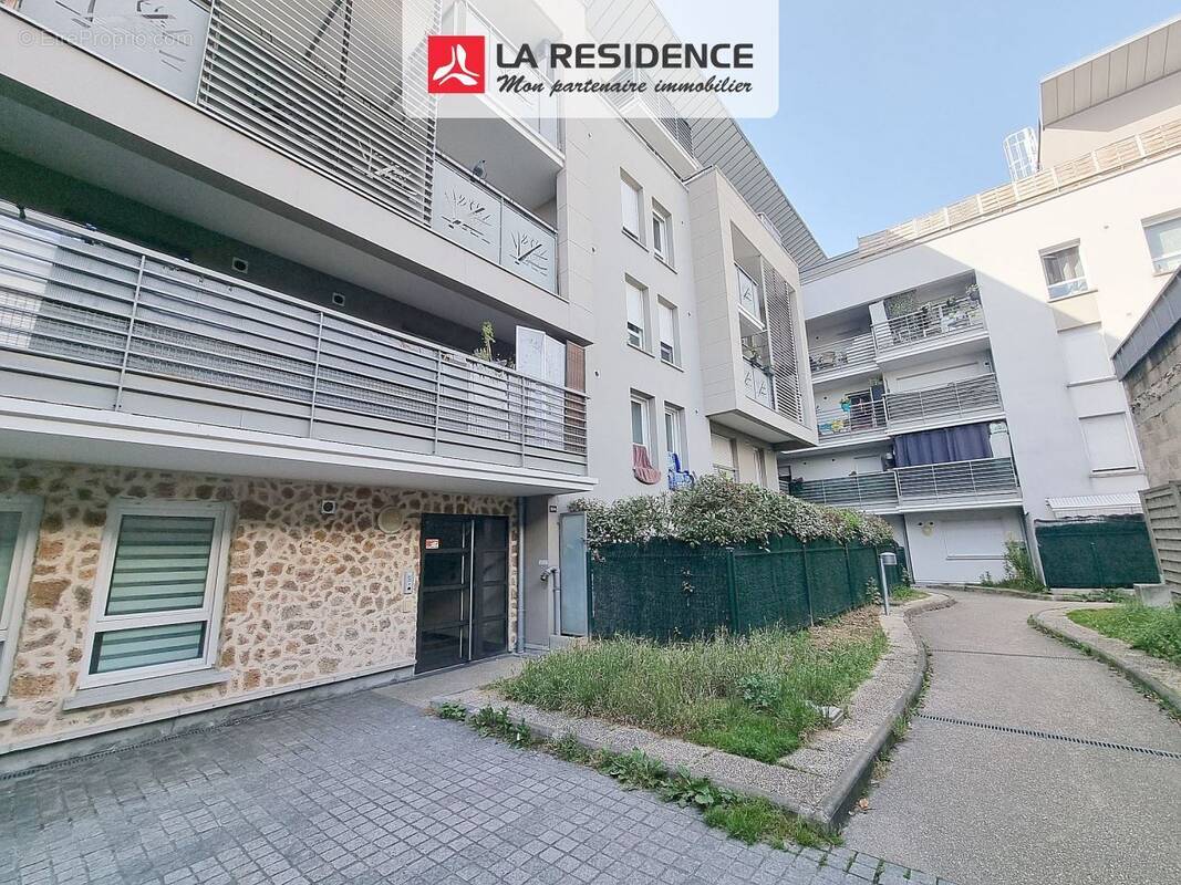 Appartement à STAINS