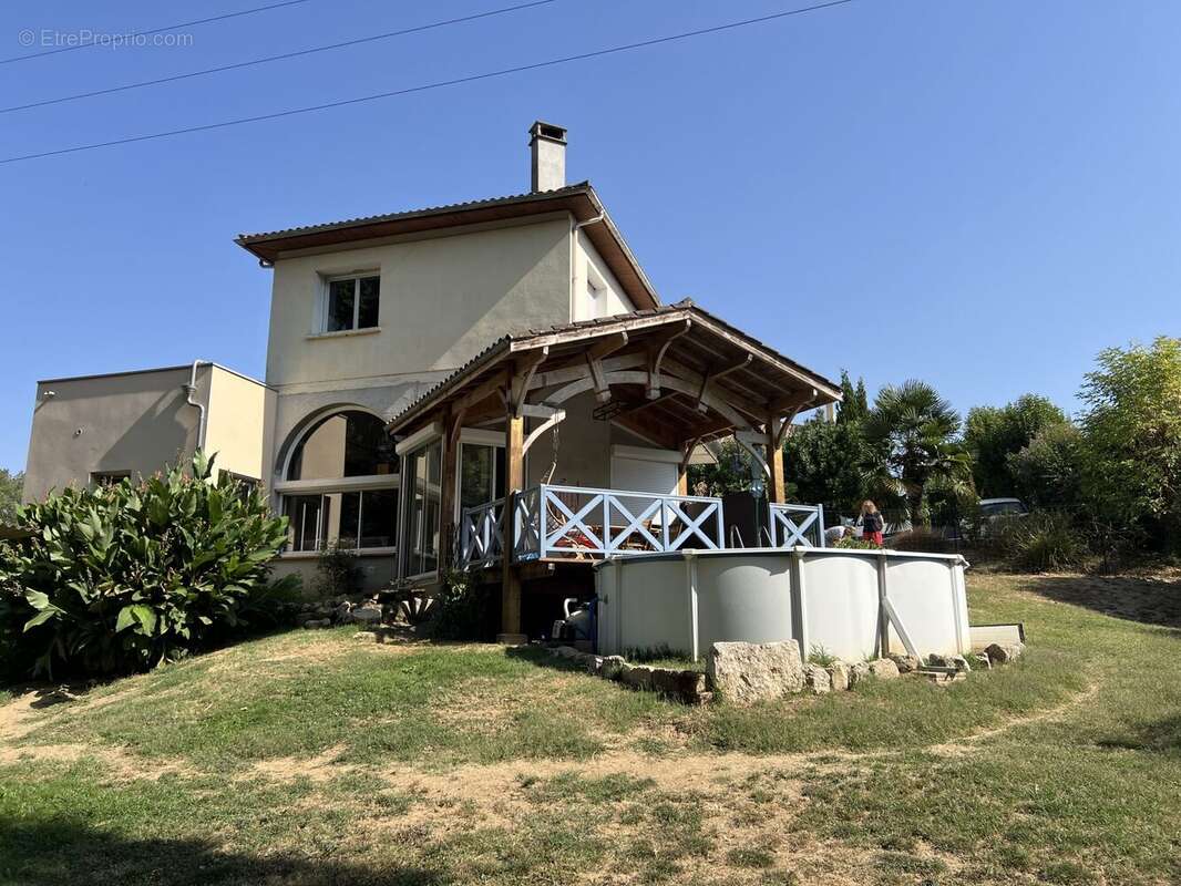 Maison à GOUDOURVILLE