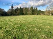 Terrain à LA LANDE-SAINT-LEGER