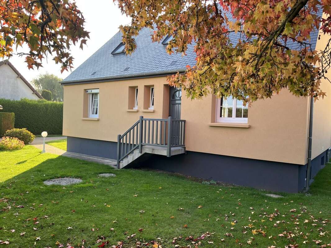 Maison à SAINT-CLAIR-SUR-EPTE