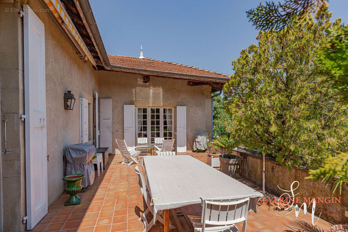 Maison à ROMANS-SUR-ISERE