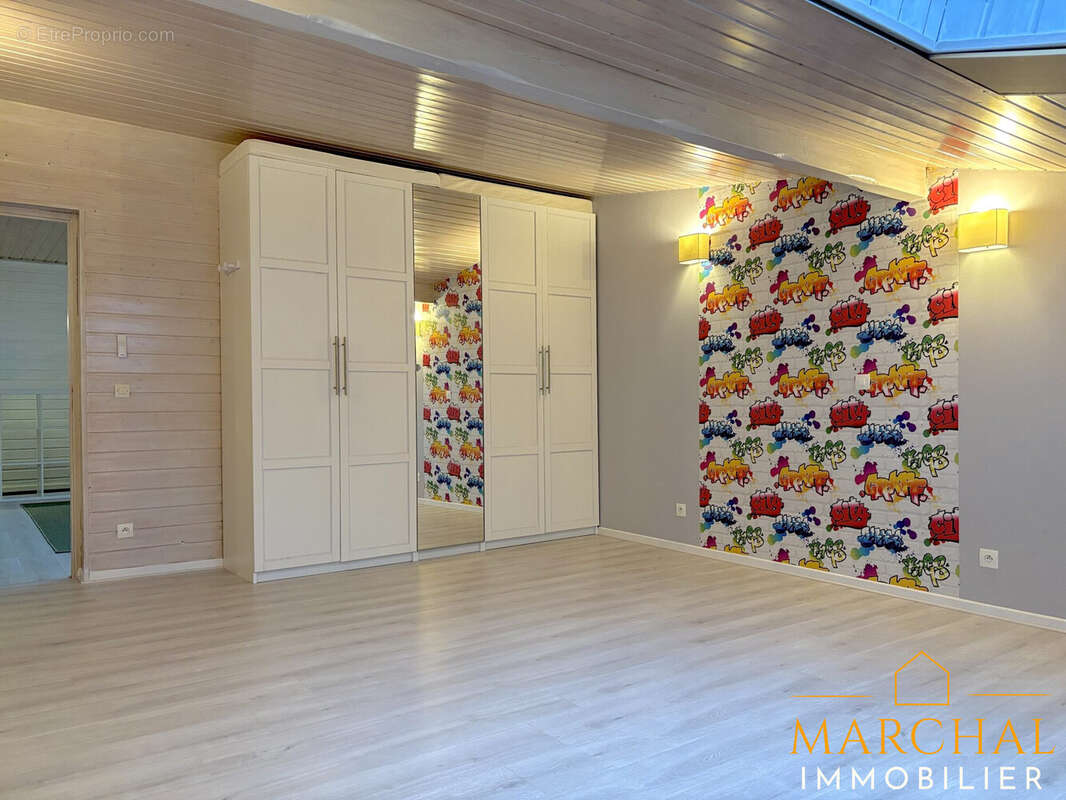 Maison à SANRY-SUR-NIED