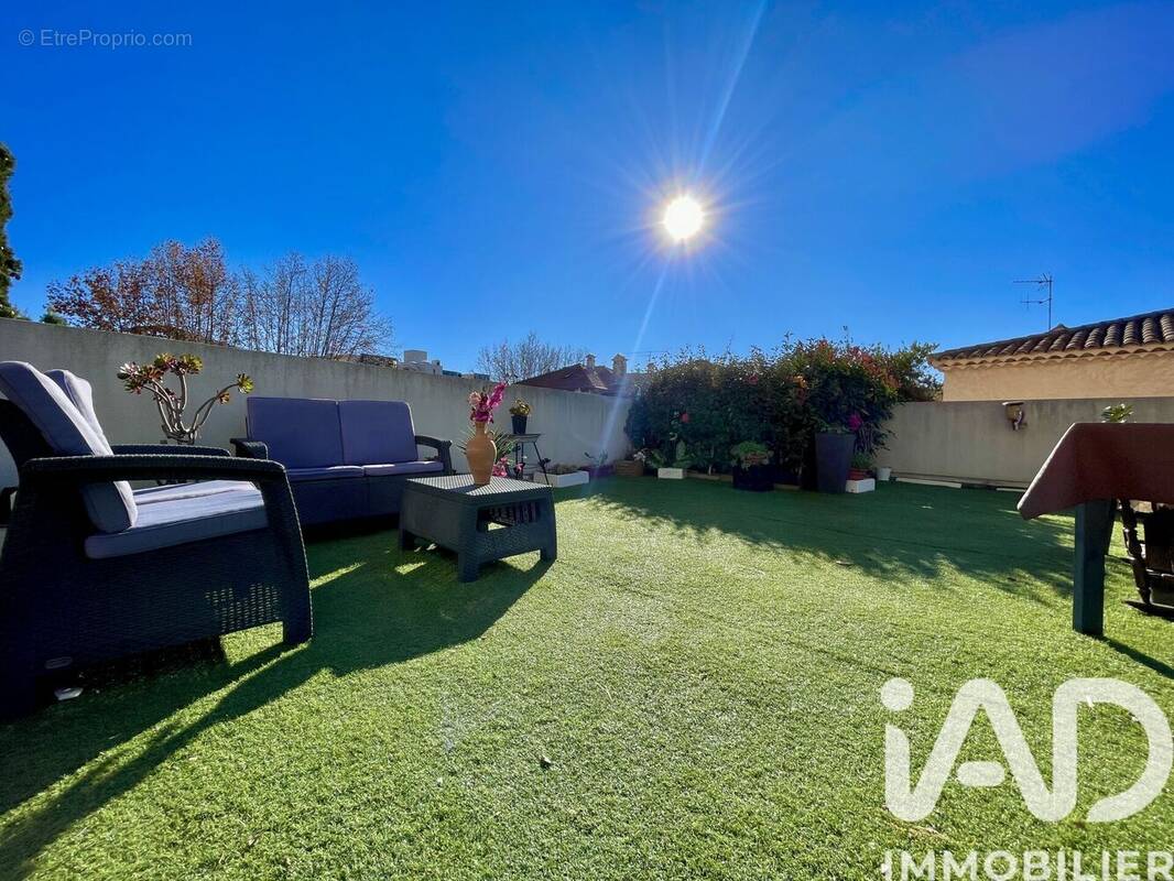 Photo 1 - Appartement à FREJUS