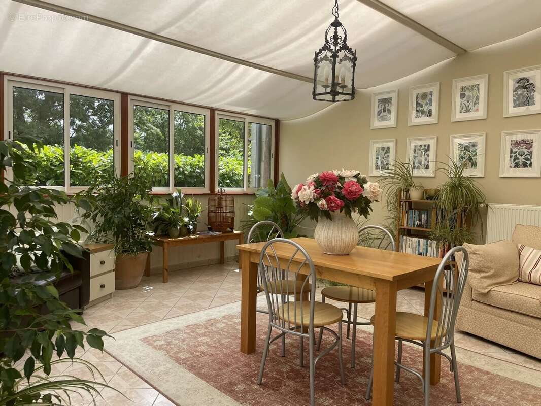 Belle maison pleine de possibilités - photo 4