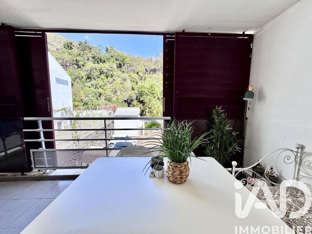 Photo 8 - Appartement à SAINT-DENIS