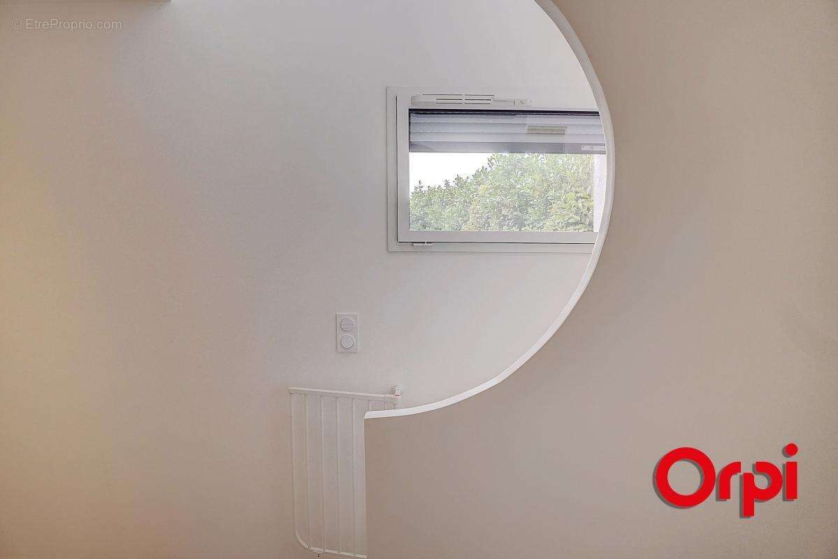 Maison à CAILLOUX-SUR-FONTAINES