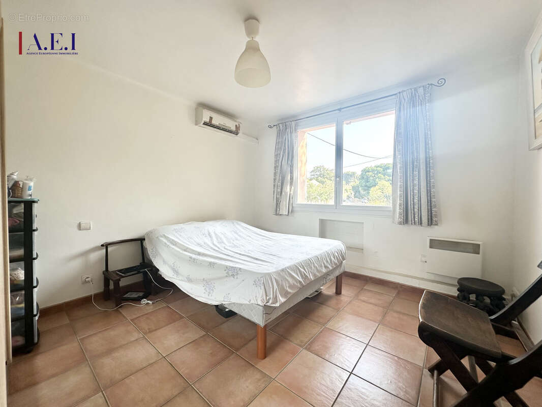 Six Fours les plages - Maison deux logements - photo 12