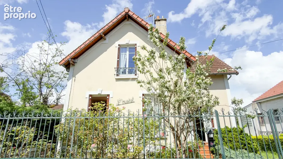 Maison à MONTGERON