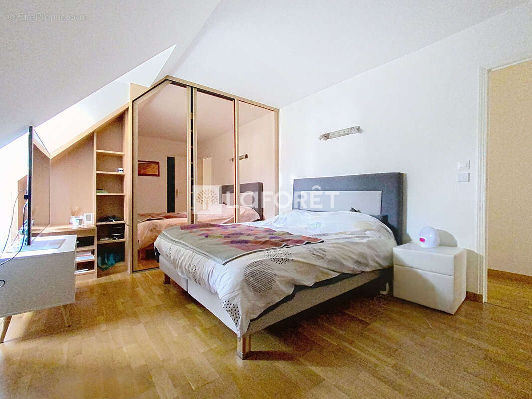 Maison à VERNEUIL-SUR-SEINE
