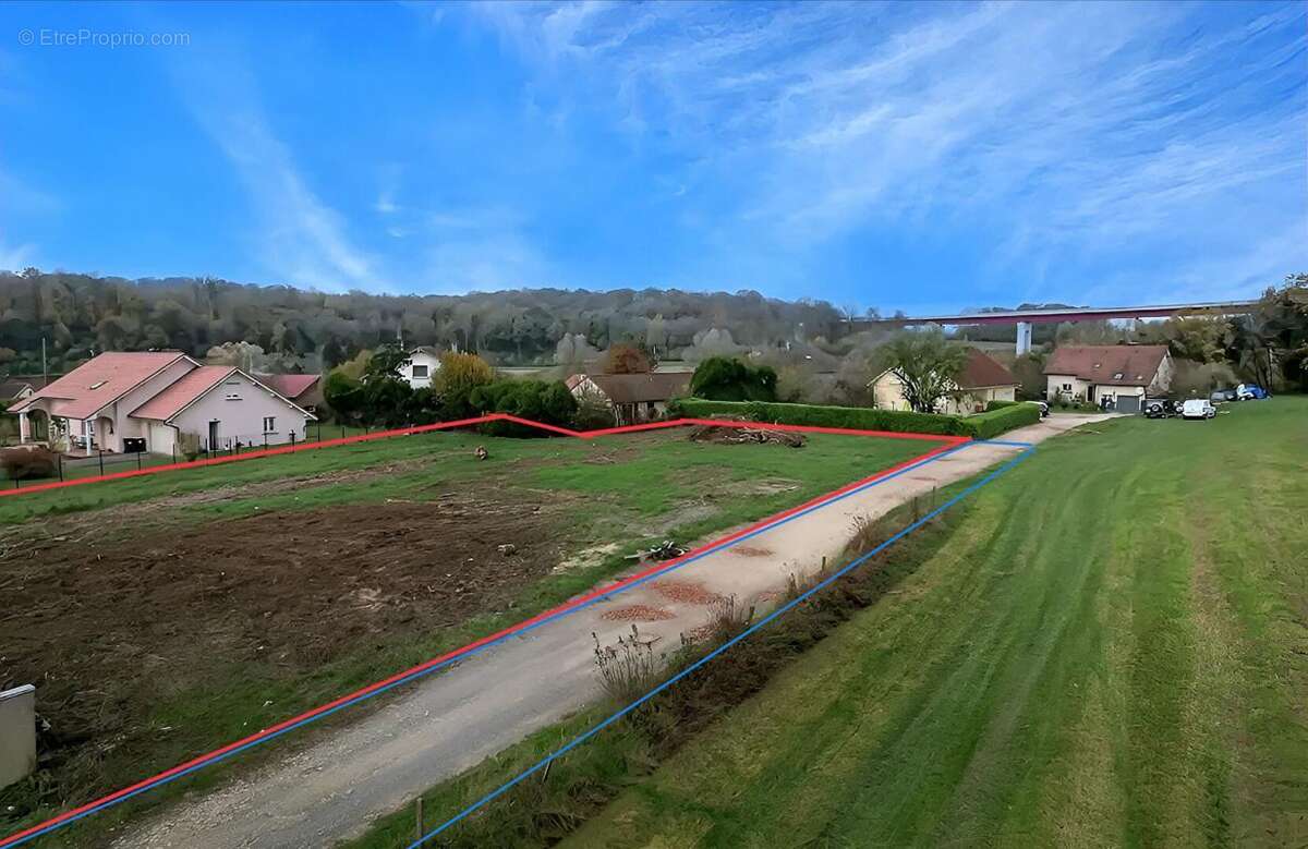 EXCLUSIVITE : à BUSSUREL (Héricourt), 2 Terrains constructibles, 1121 m2 chacun - photo 3