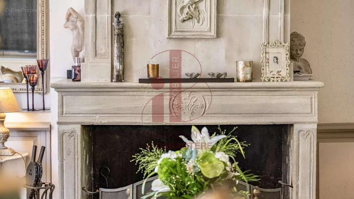 Maison à FONTAINEBLEAU