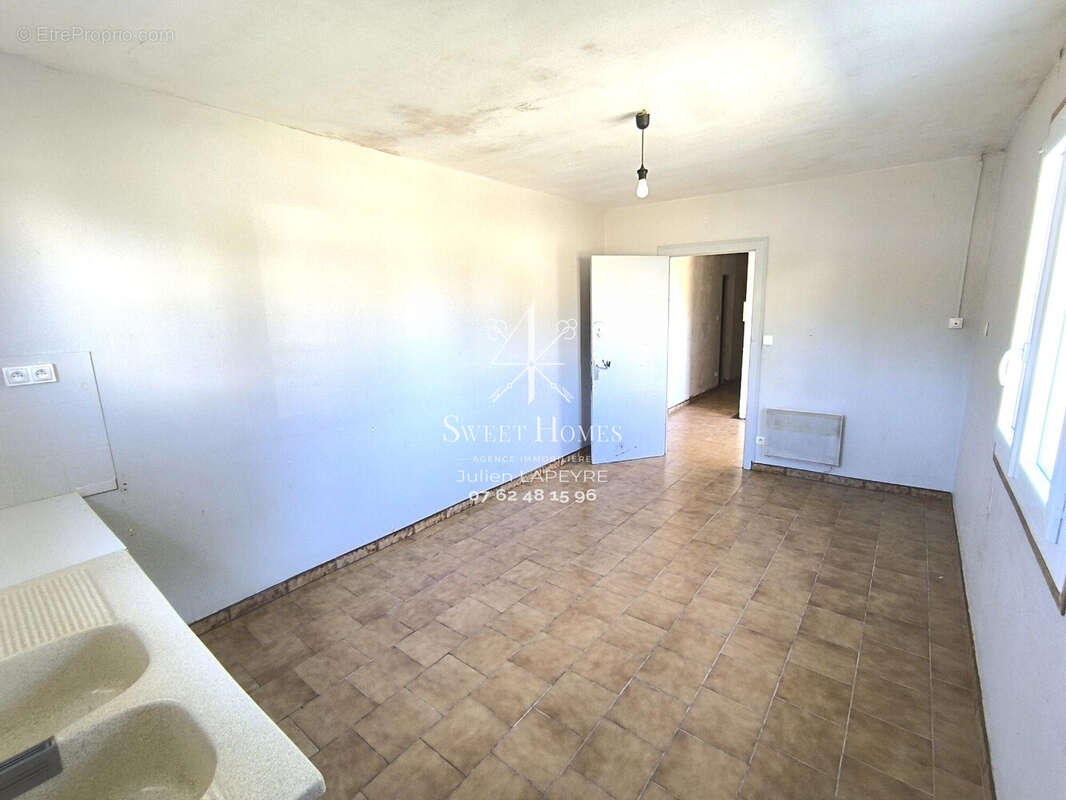 Maison à ROULLET-SAINT-ESTEPHE