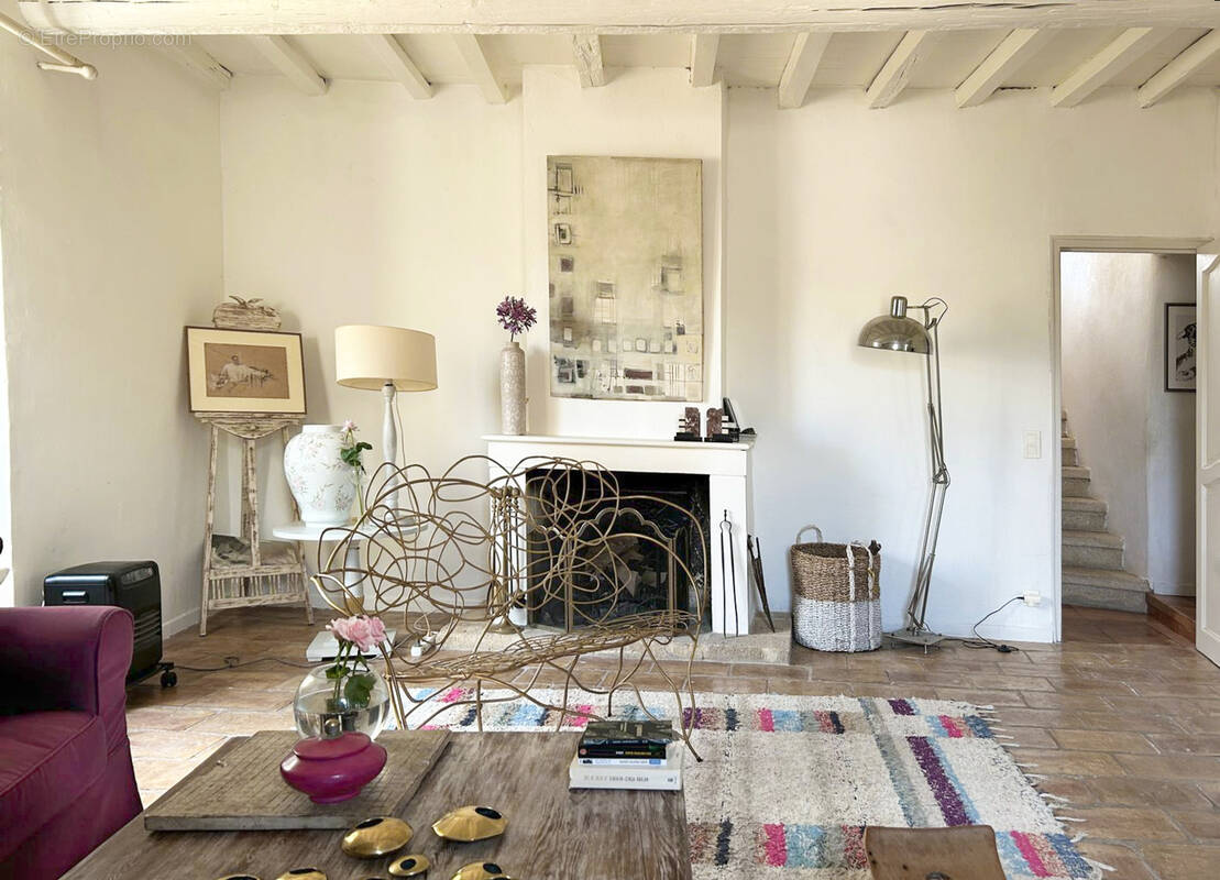 Maison à VALLIGUIERES