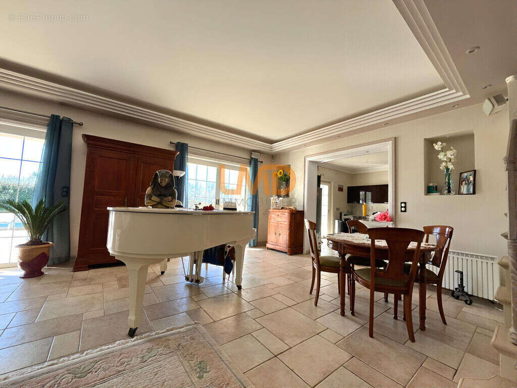Maison à TRANS-EN-PROVENCE