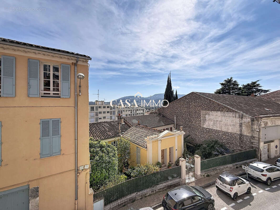 Appartement à HYERES