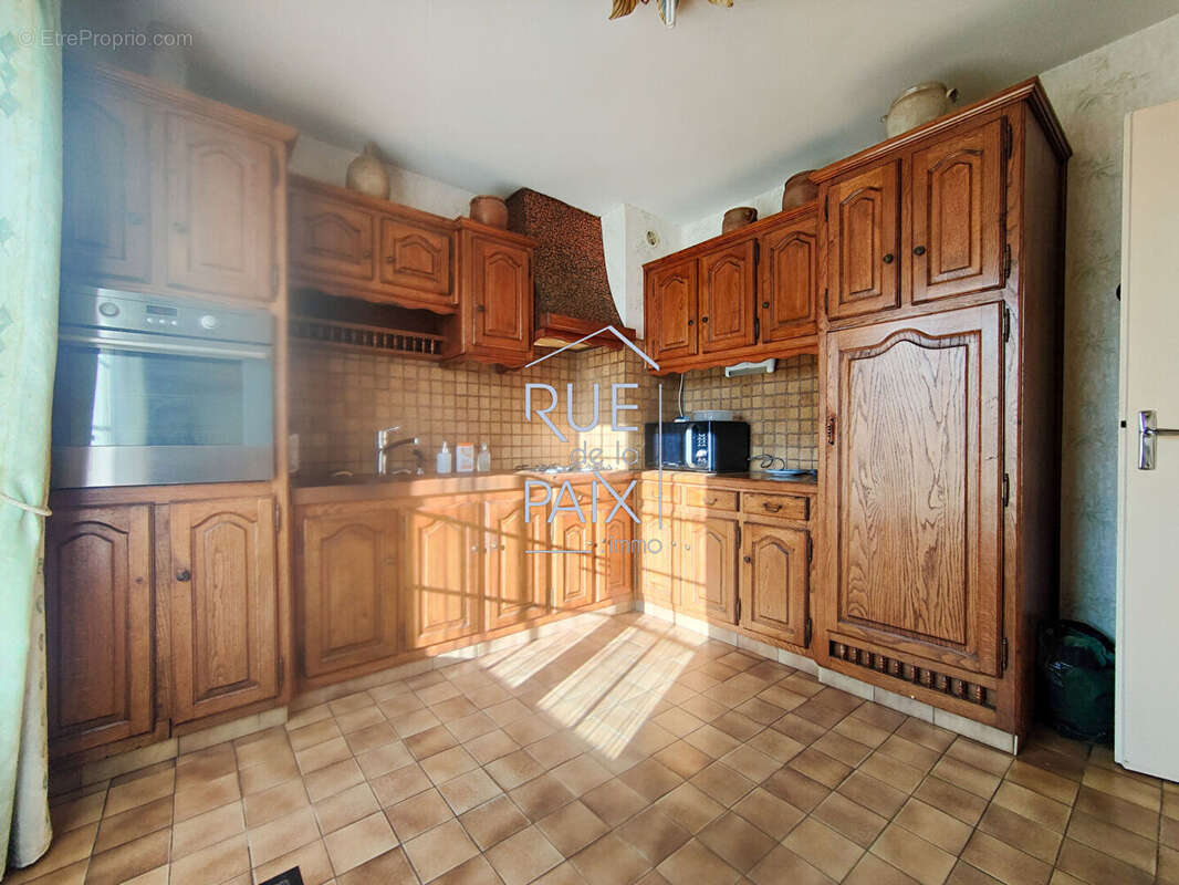 Maison à CHATELLERAULT