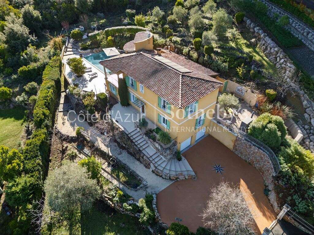 Maison à MONTAUROUX