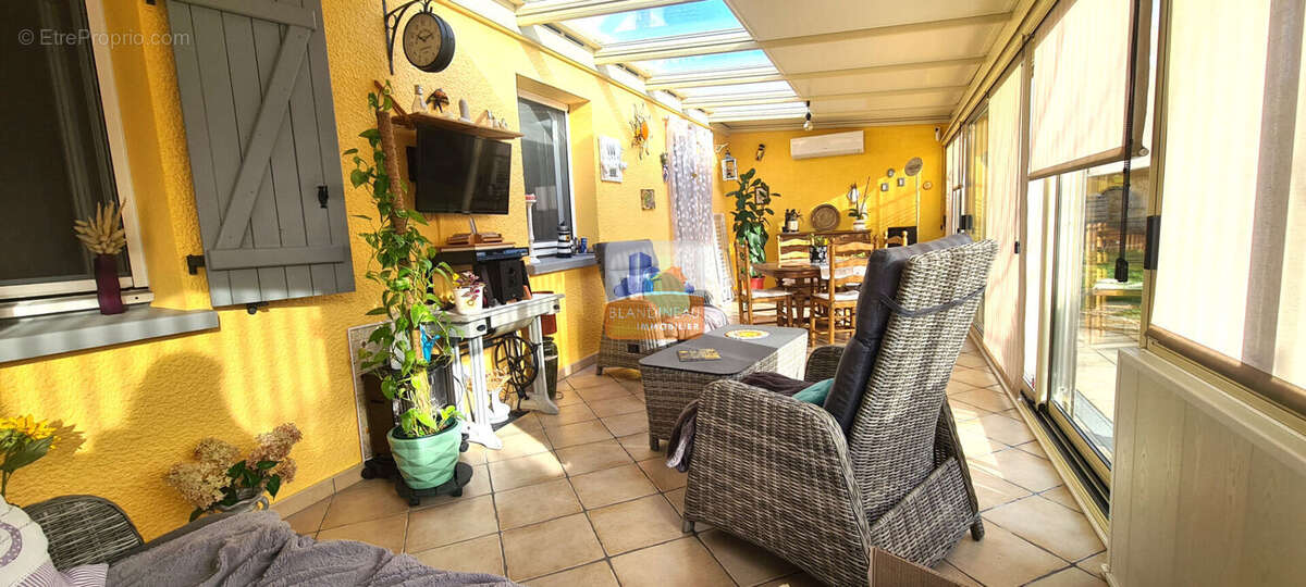 Maison à LA MONTAGNE