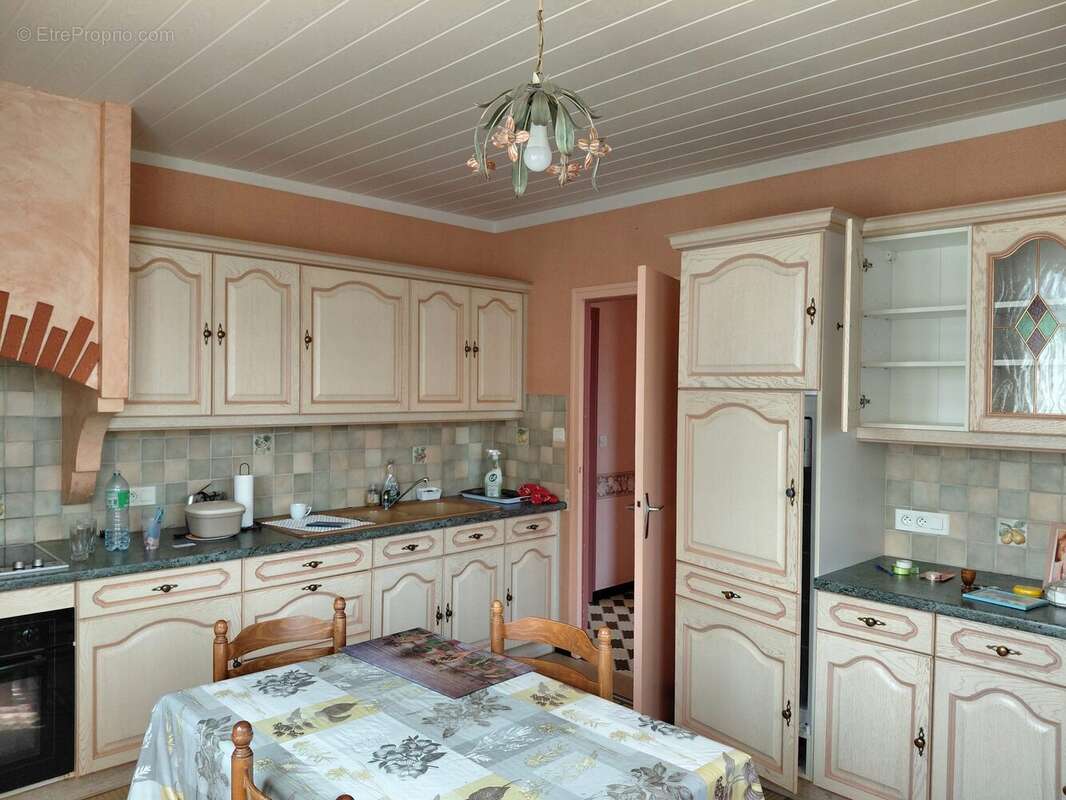Maison 92 m² à La Garnache  - photo 8