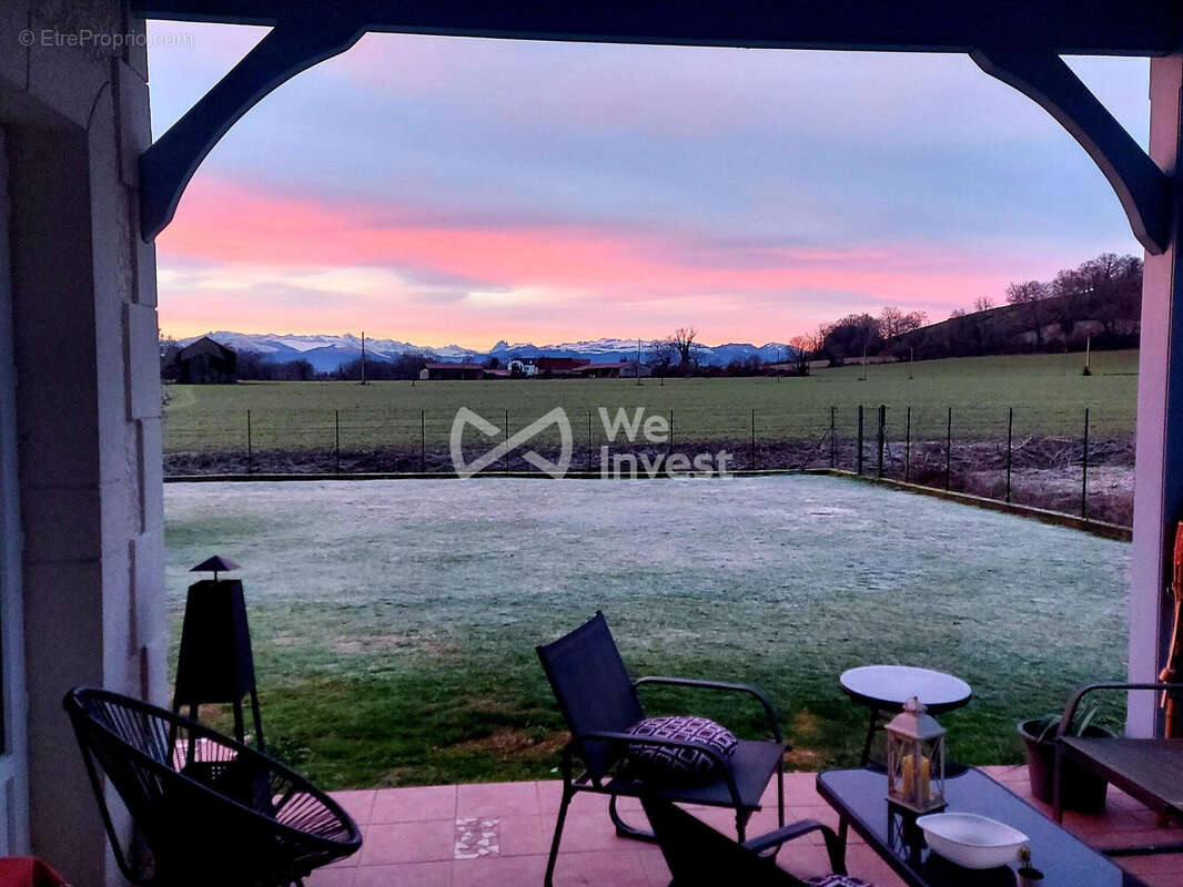 Maison à POEY-DE-LESCAR