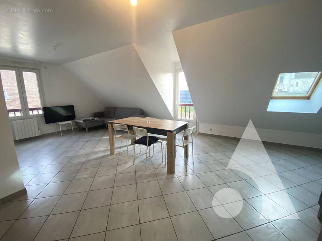 Appartement à VAUMOISE