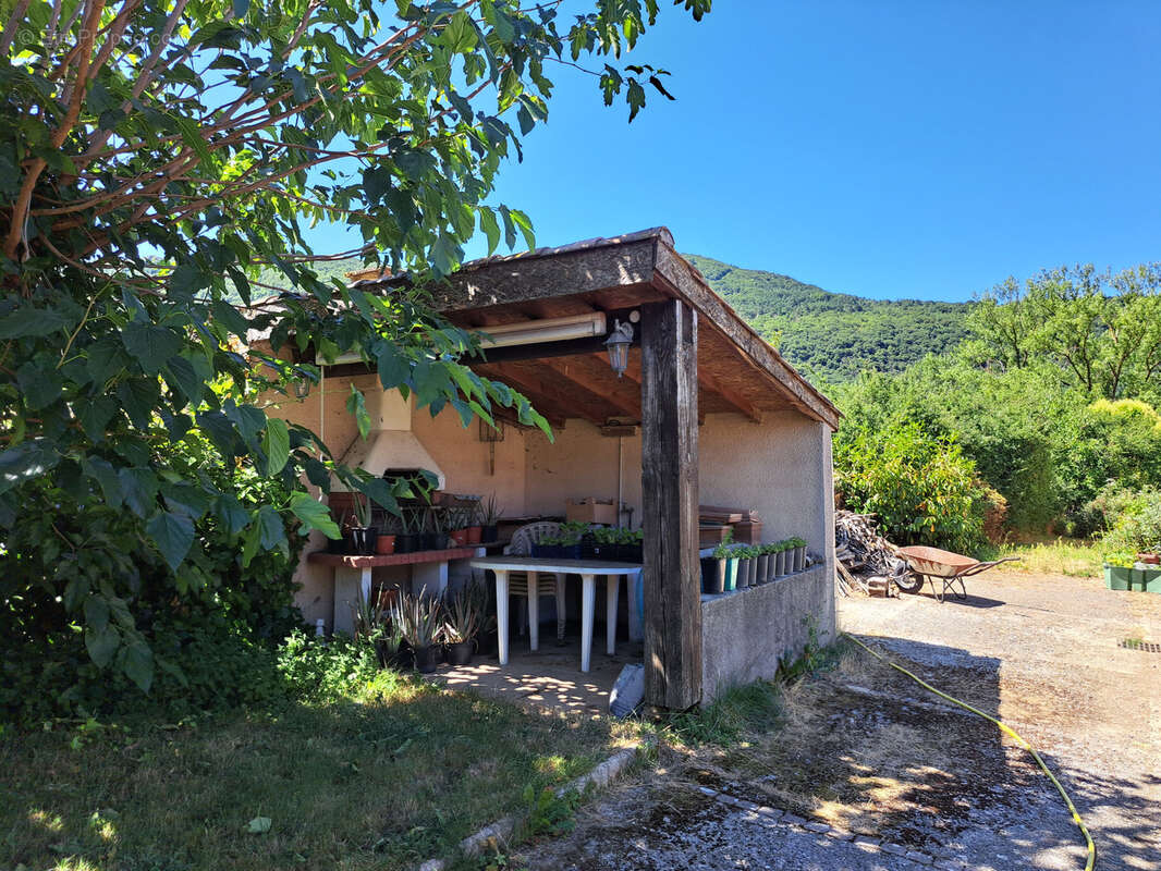 Ensemble immobilier avec vue sur le Pic de Bugarache - photo 24