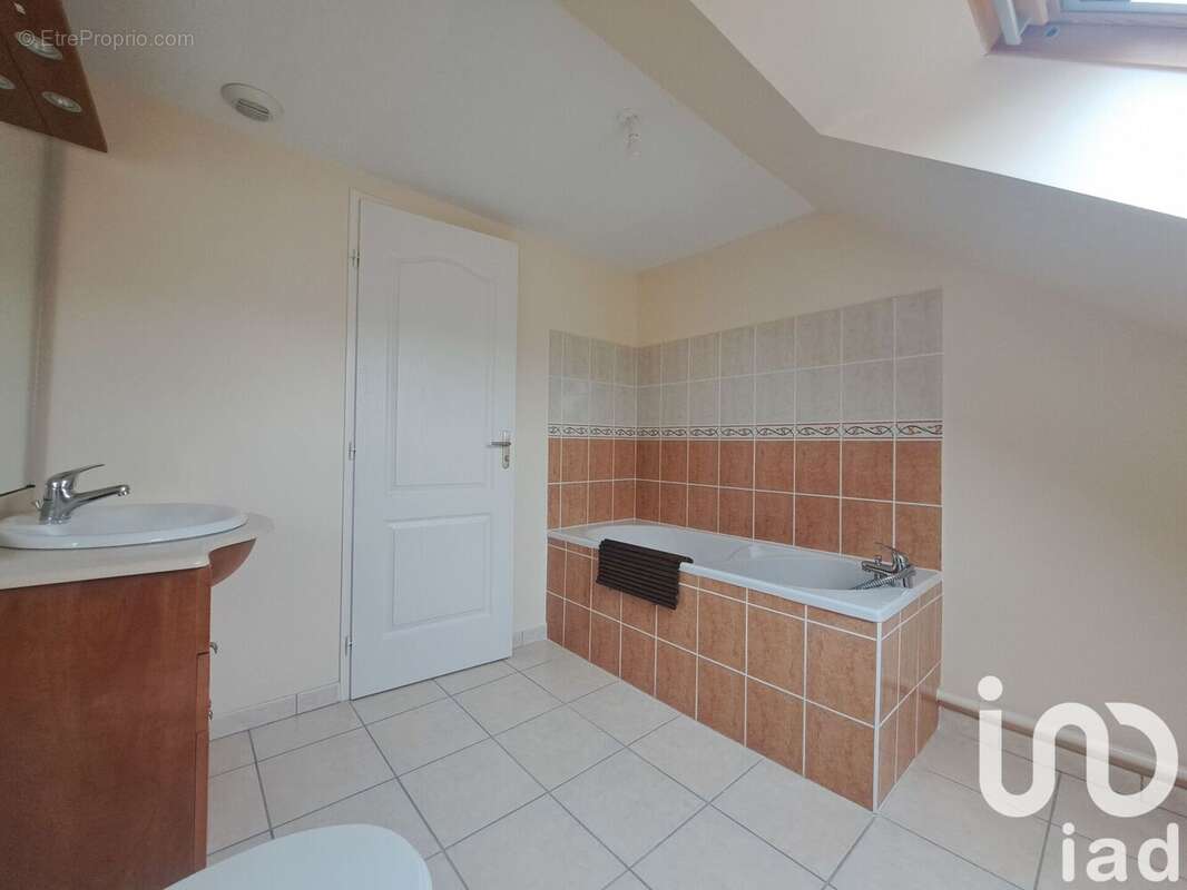 Photo 8 - Appartement à SAINT-JUST-EN-CHAUSSEE