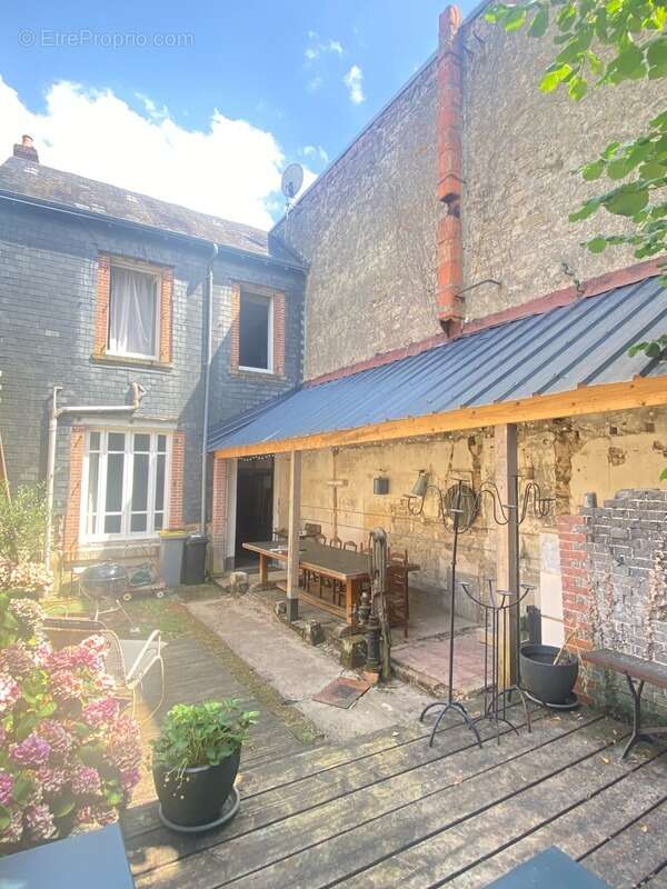 Maison à DUN-LE-PALESTEL