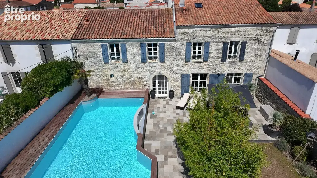 Maison 10 pièces 304 m² à vendre à Dompierre-Sur-Mer (17139) - photo 4
