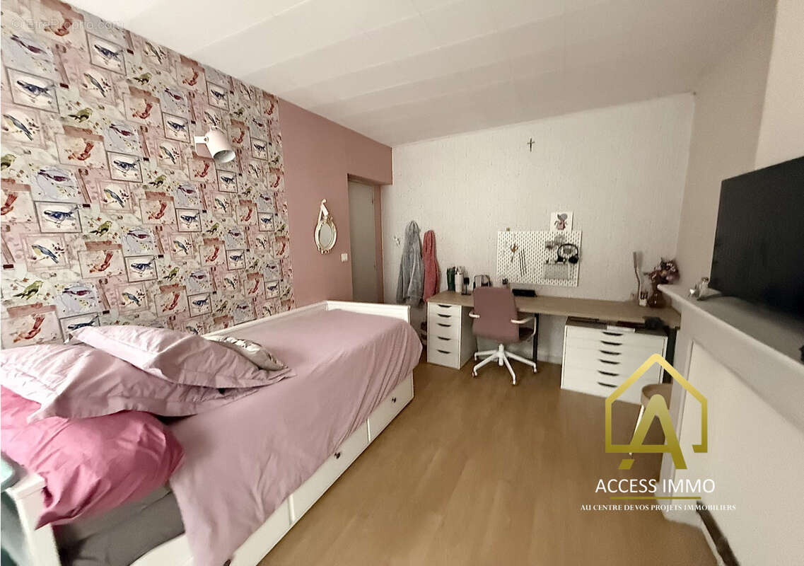 Maison à FRESNES-SUR-ESCAUT