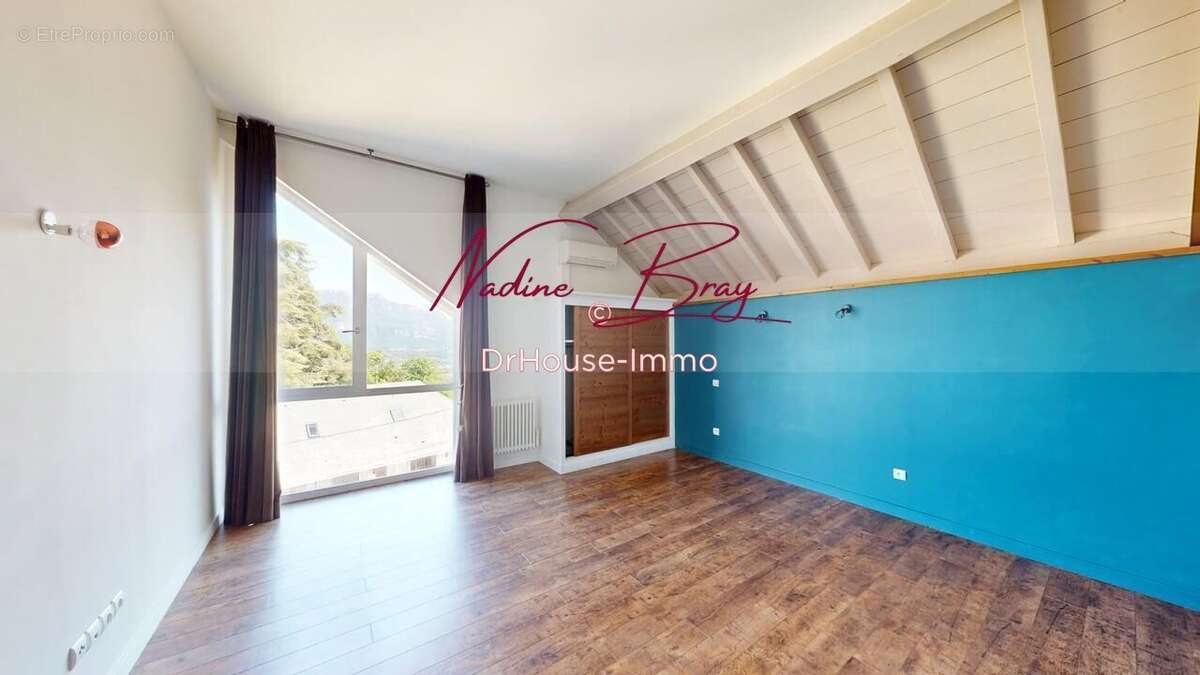 Appartement à LE BOURGET-DU-LAC