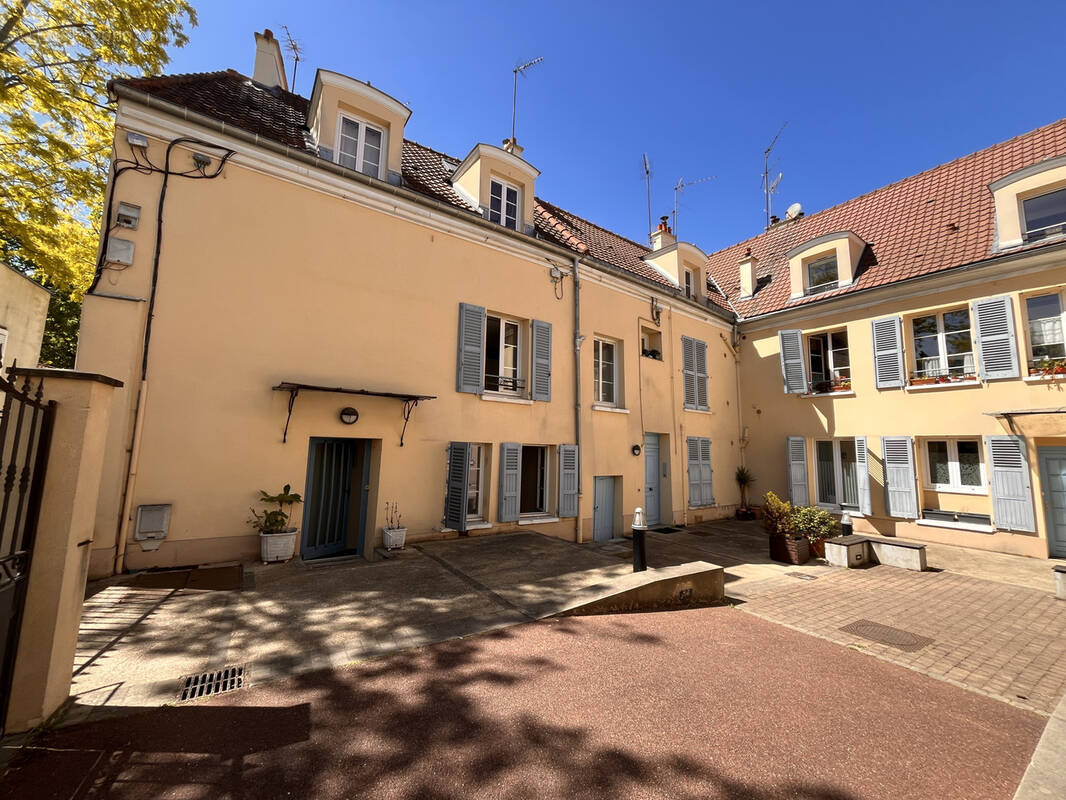 Appartement à RUEIL-MALMAISON
