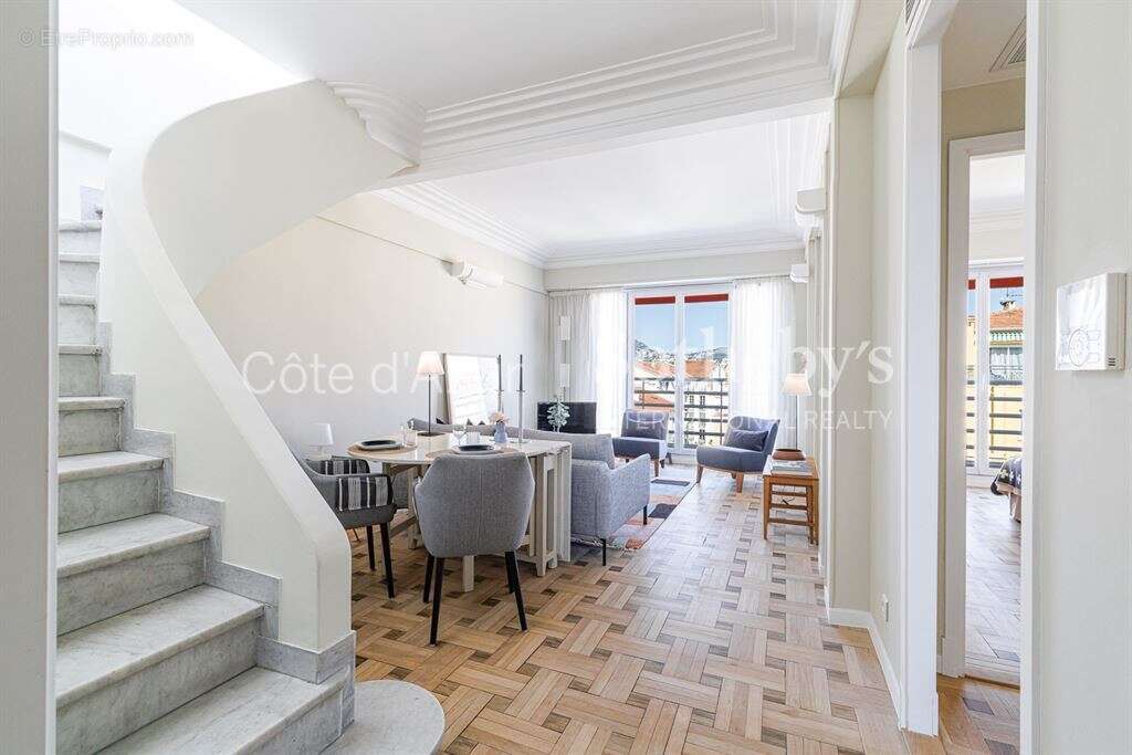 Appartement à NICE