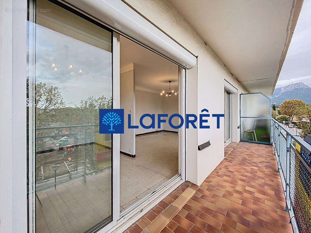 Appartement à LA GARDE