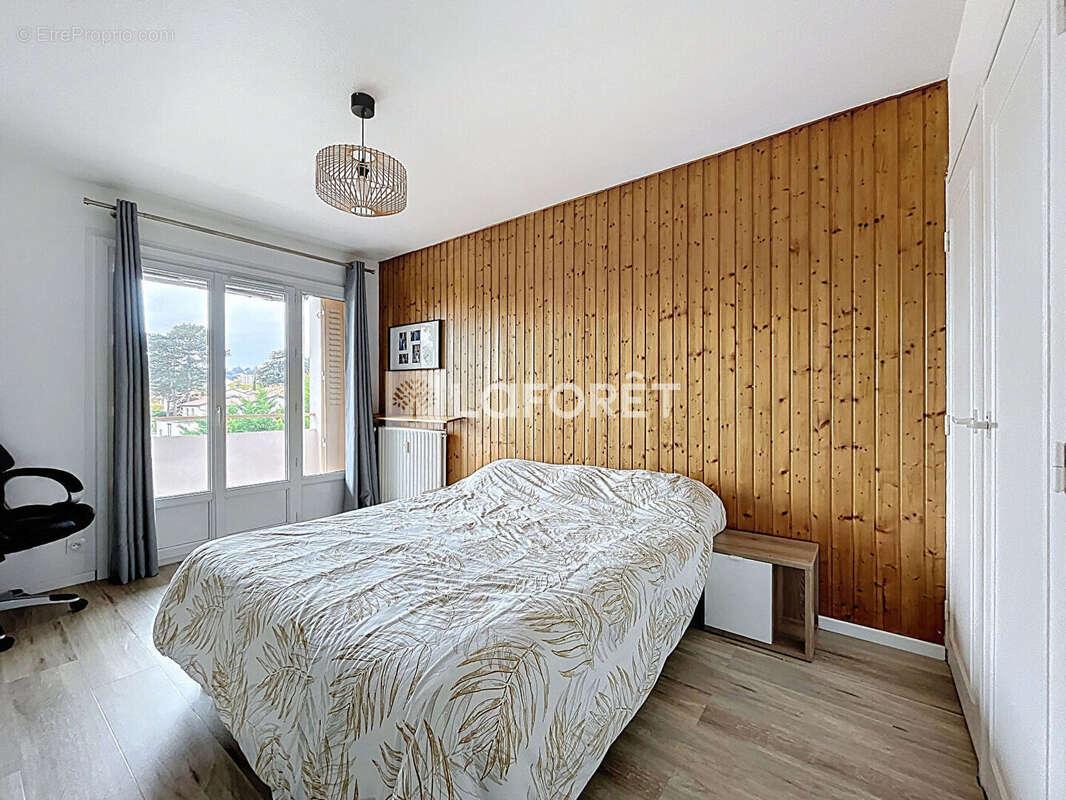 Appartement à RILLIEUX-LA-PAPE