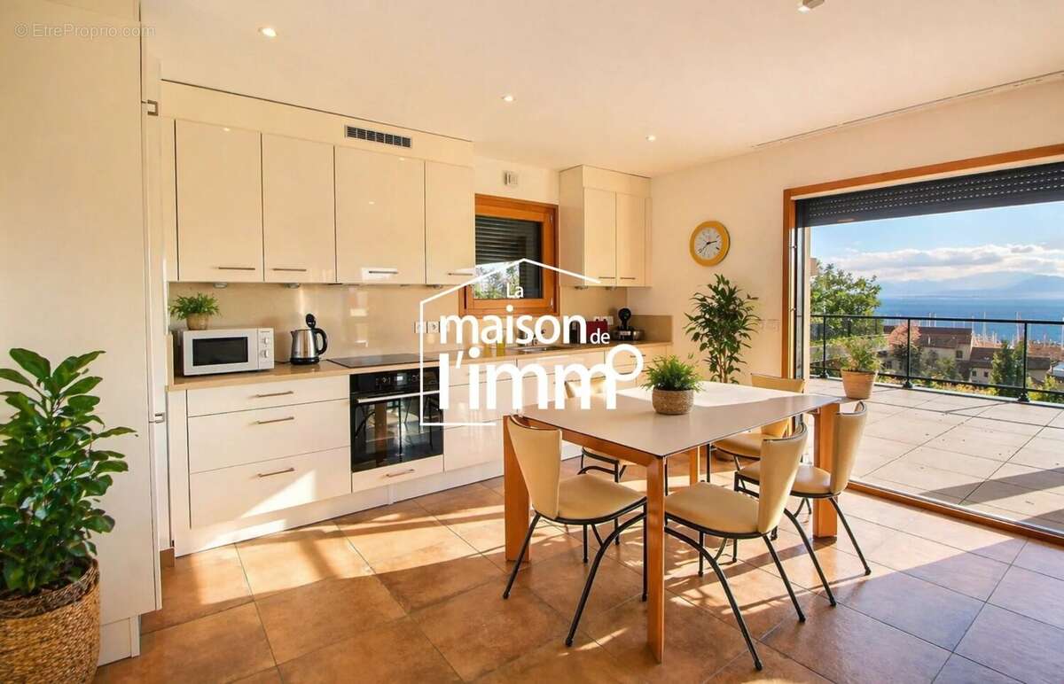 Appartement à THONON-LES-BAINS