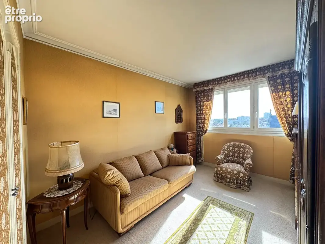 Appartement à renover - 4 pieces - 80.3 m² - reims jean jaures - photo 8