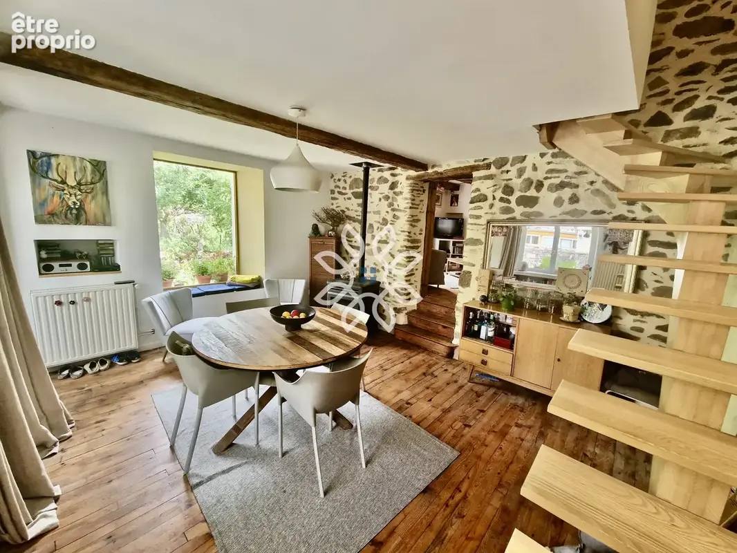 Maison 102m2  avec terrasse et jardin au coeur de Blesle - photo 2