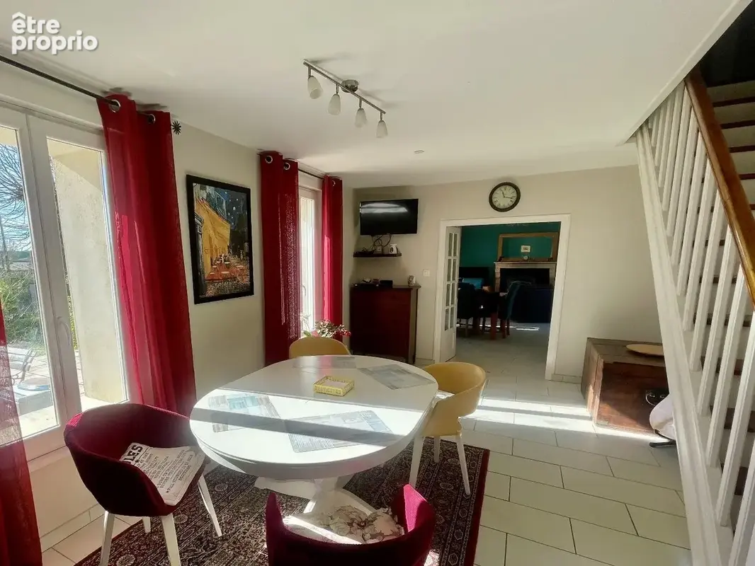 Grande maison de 3 chambres et gîte attenant, pas de travaux, commerces à Aulnay à 4 km - photo 7