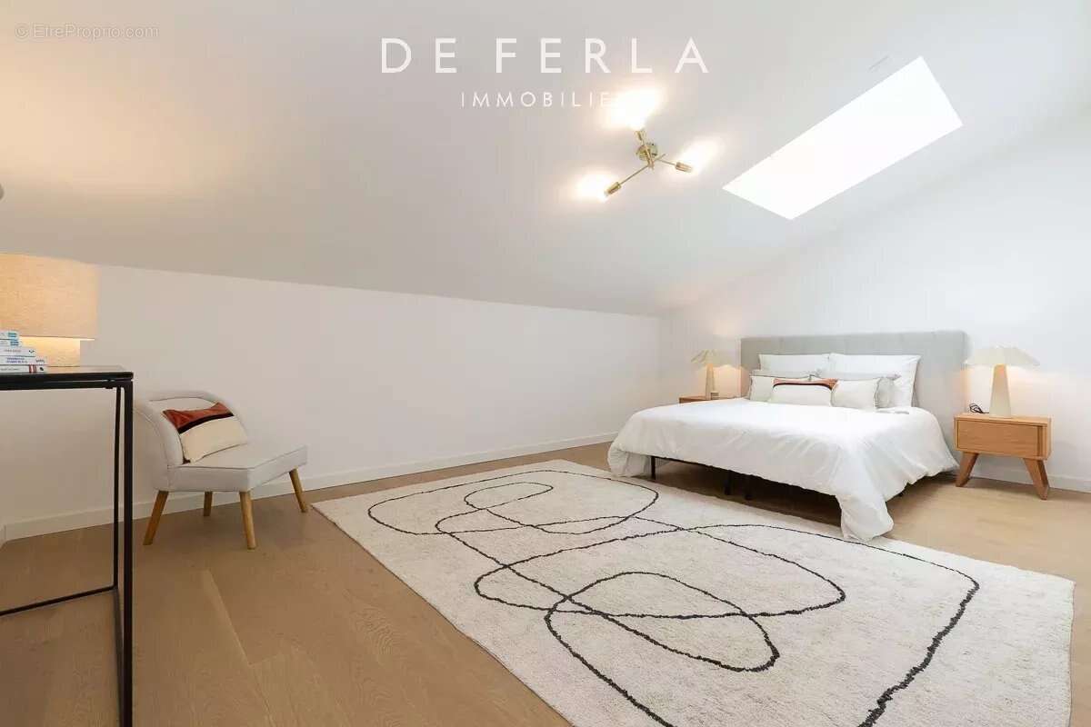 Appartement à MARSEILLE-6E