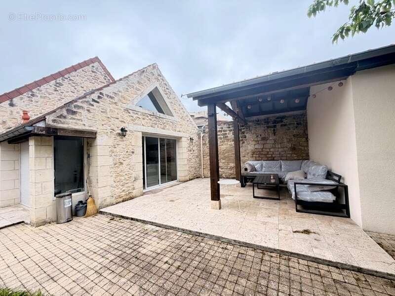 Maison à MONTATAIRE