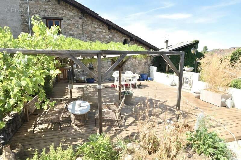 Maison à vendre 4 pièces LULLY (74) - GARAGE - Terrain 379 m² - photo 3