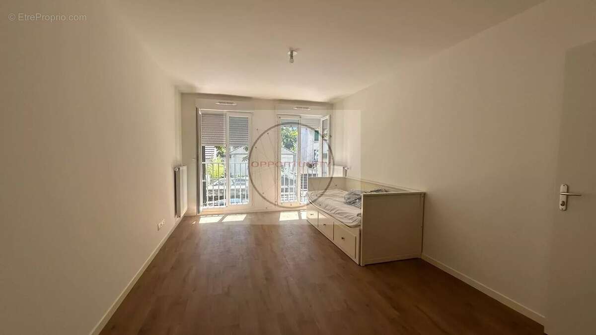 Appartement 28 m² à Rosny-Sous-Bois  - photo 2