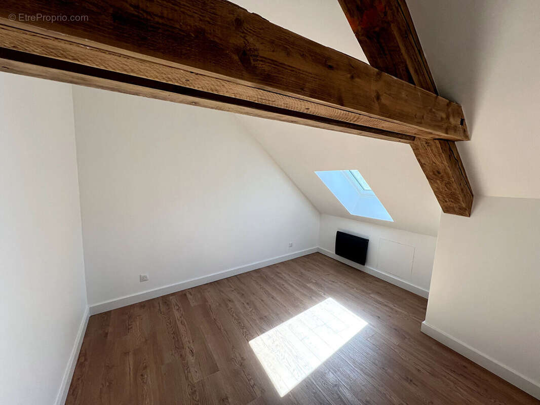 Appartement à BYANS-SUR-DOUBS